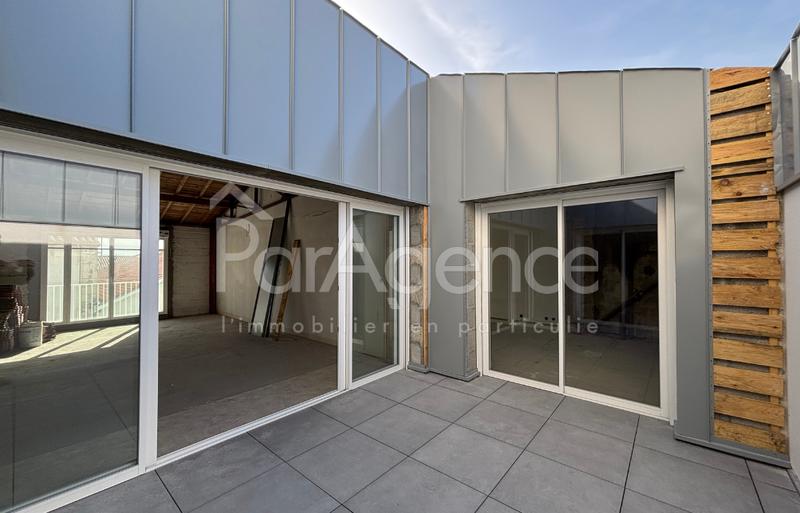 Appartement - 137 m² - 4 pièces