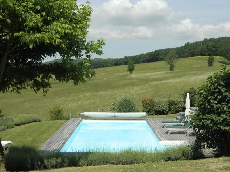 Maison - 333 m² - 10 pièces