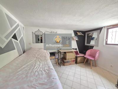 Maison - 101 m² - 6 pièces