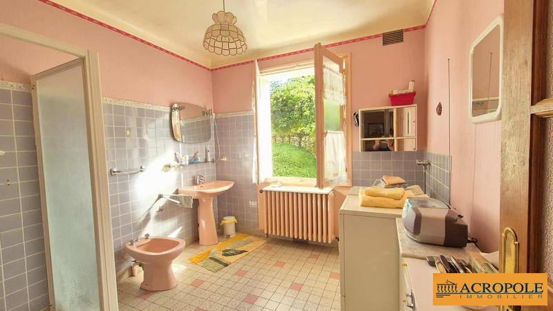 Maison - 95 m² - 4 pièces