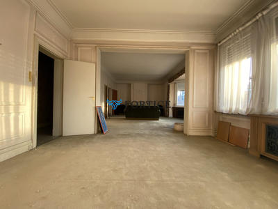 Appartement - 163 m² - 5 pièces