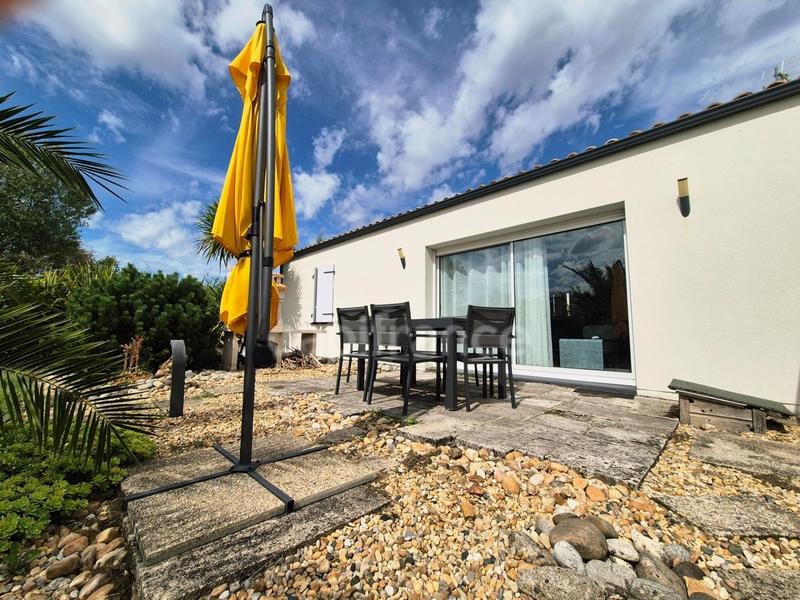 Maison - 100 m² - 4 pièces