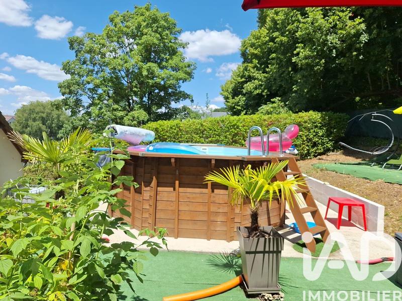 Maison - 181 m² - 5 pièces