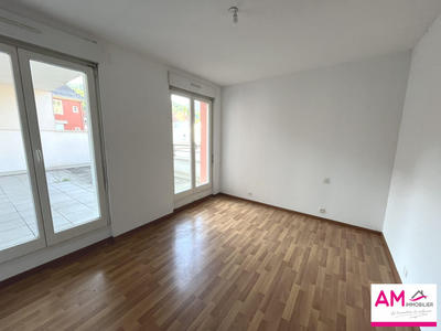 Appartement - 76 m² - 3 pièces