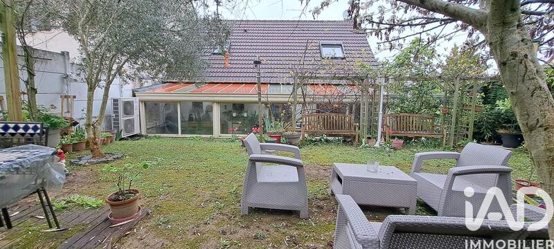 Maison - 115 m² - 6 pièces