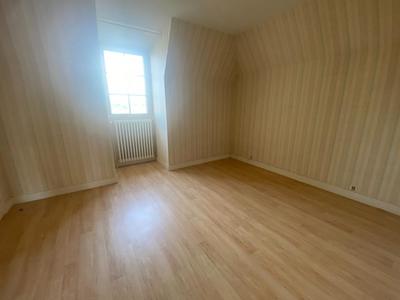 Maison - 136 m² - 5 pièces