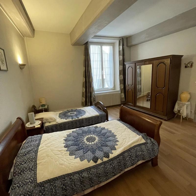 Appartement - 147 m² - 4 pièces