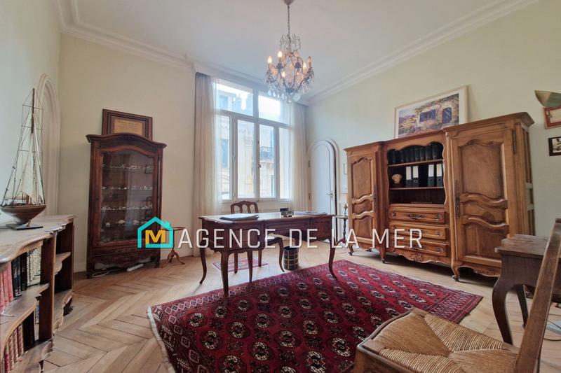 Appartement - 132 m² - 5 pièces