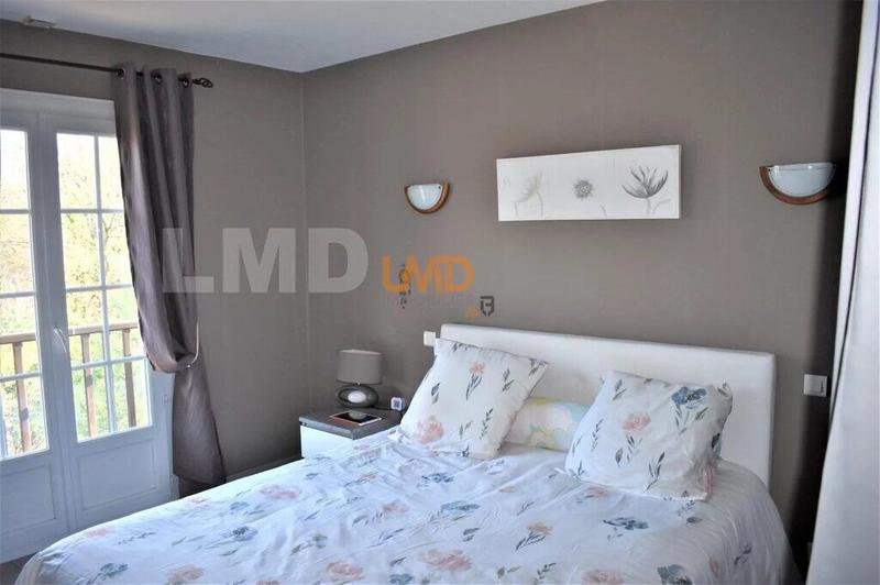 Maison - 105 m² - 10 pièces