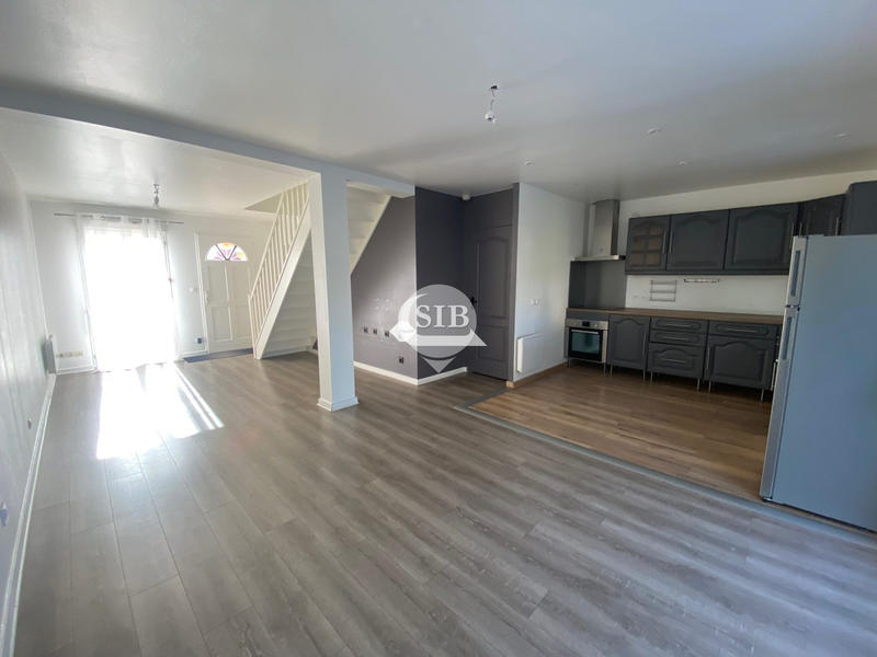 Maison - 98 m² - 6 pièces