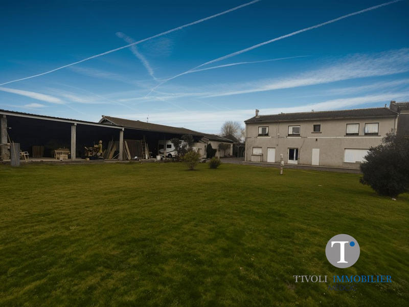 Maison ancienne - 220 m² - 7 pièces