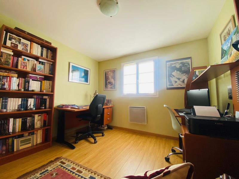 Maison - 183 m² - 8 pièces