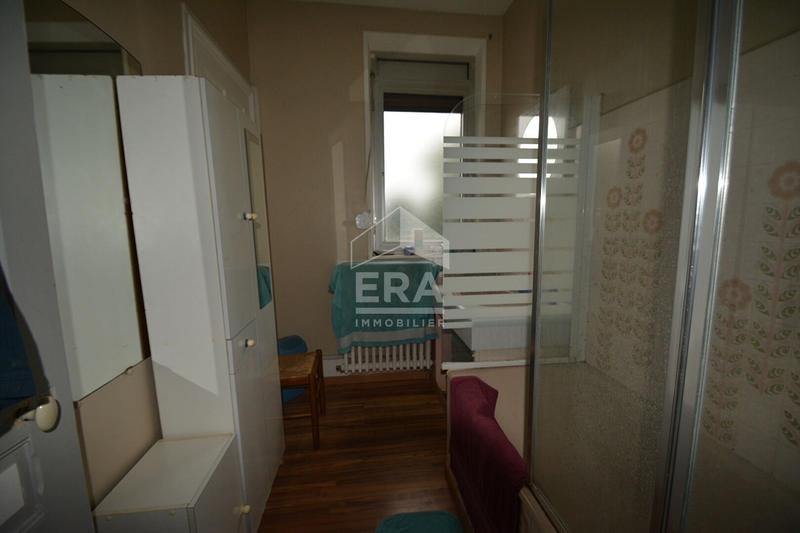 Maison - 190 m² - 8 pièces