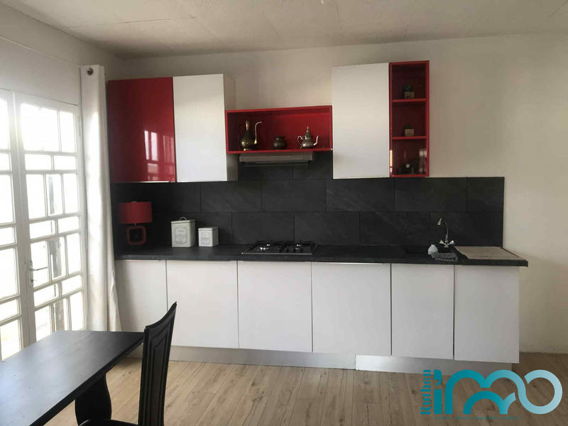 Maison traditionnelle - 320 m² - 8 pièces