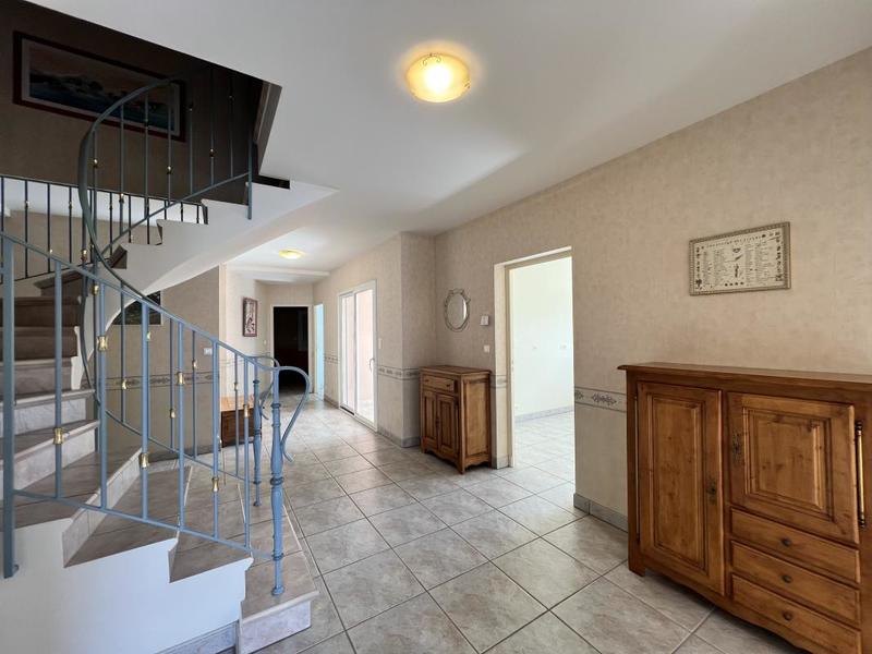 Mas - 181 m² - 7 pièces