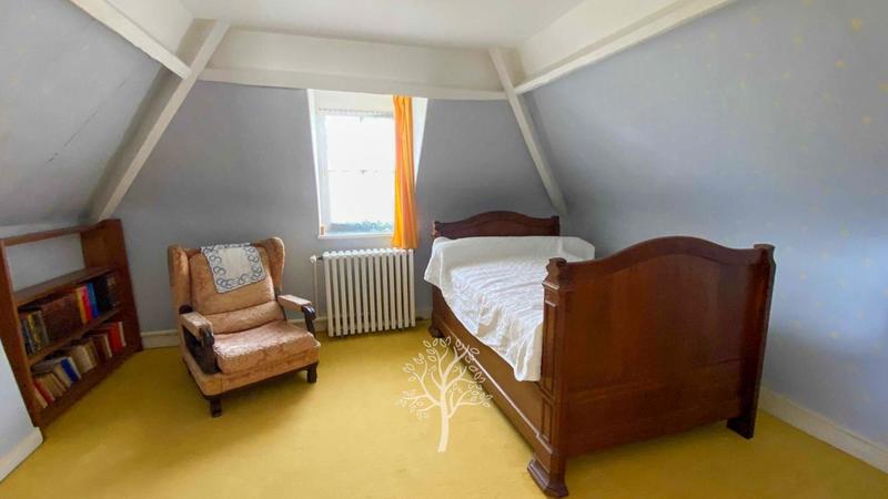 Maison - 160 m² - 8 pièces