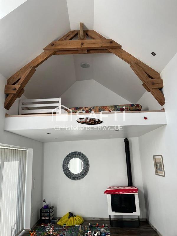 Maison - 157 m² - 7 pièces