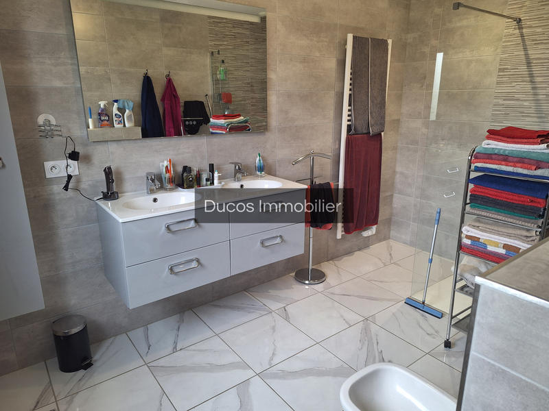 Maison - 183 m² - 6 pièces