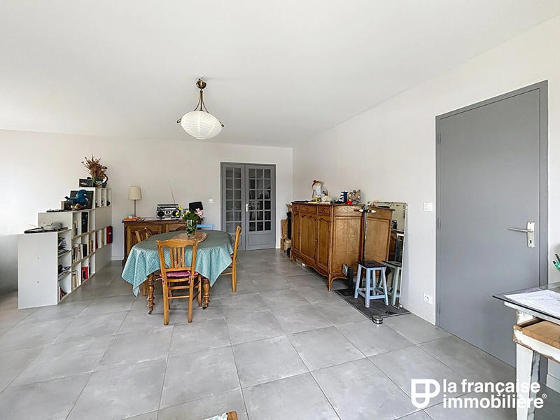 Appartement - 97 m² - 3 pièces