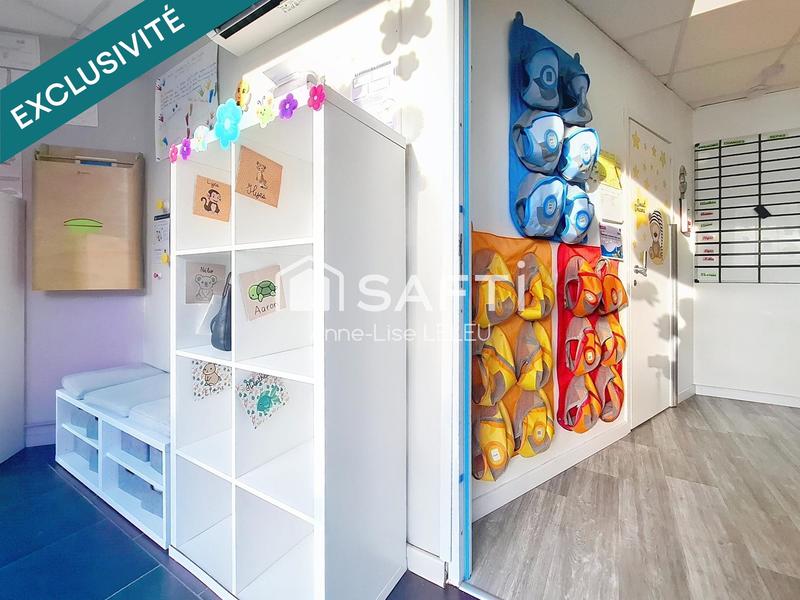 Local commercial - 100 m² - 4 pièces