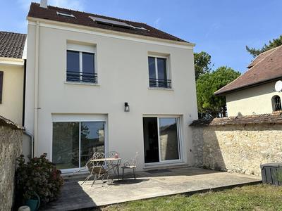 Maison - 147 m² - 7 pièces