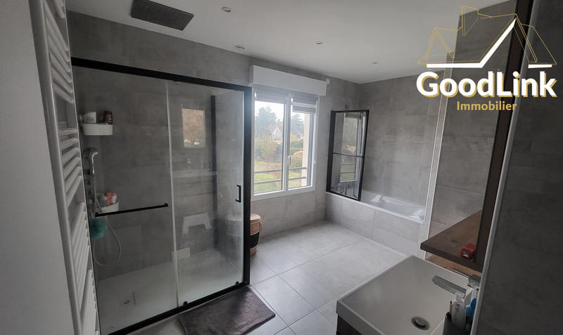 Maison - 128 m² - 6 pièces