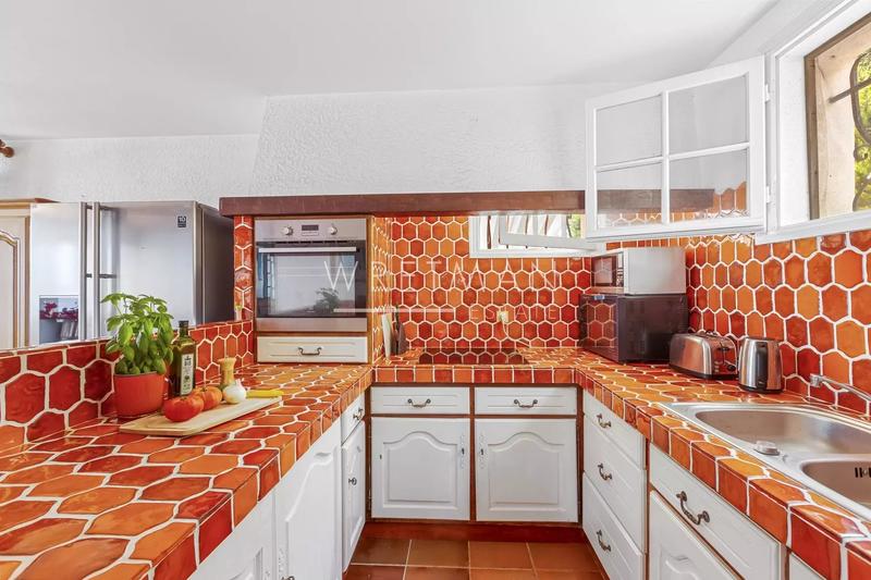 Villa - 212 m² - 6 pièces