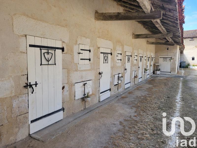 Maison - 245 m² - 7 pièces