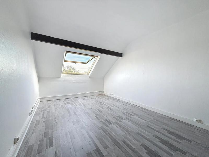 Studio - 27 m² - 1 pièce