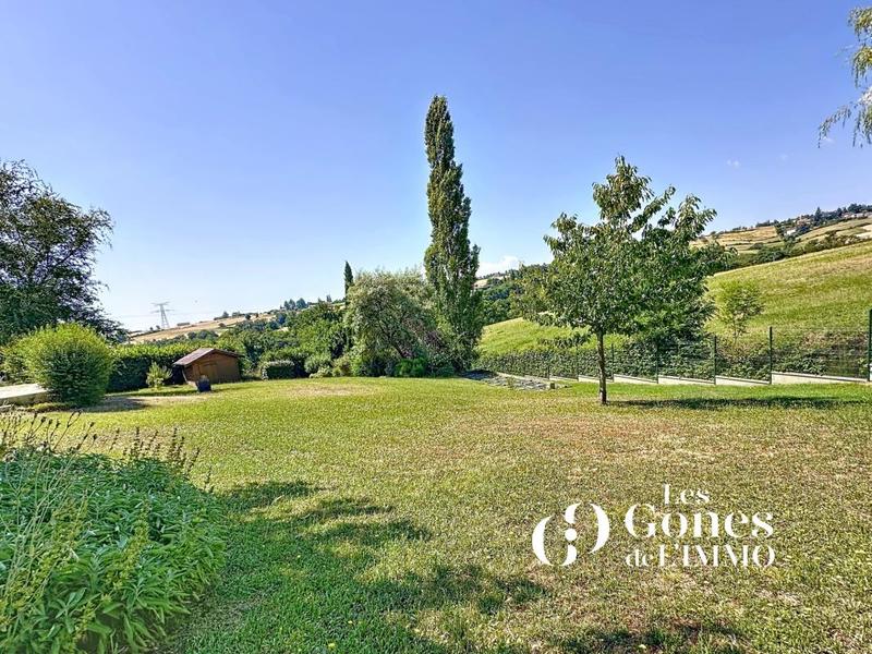 Maison - 220 m² - 7 pièces