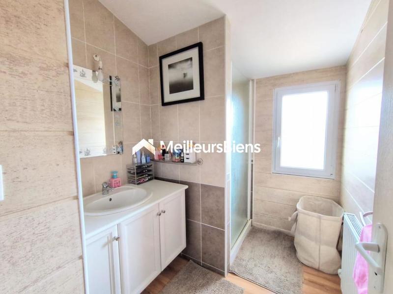 Maison - 166 m² - 7 pièces