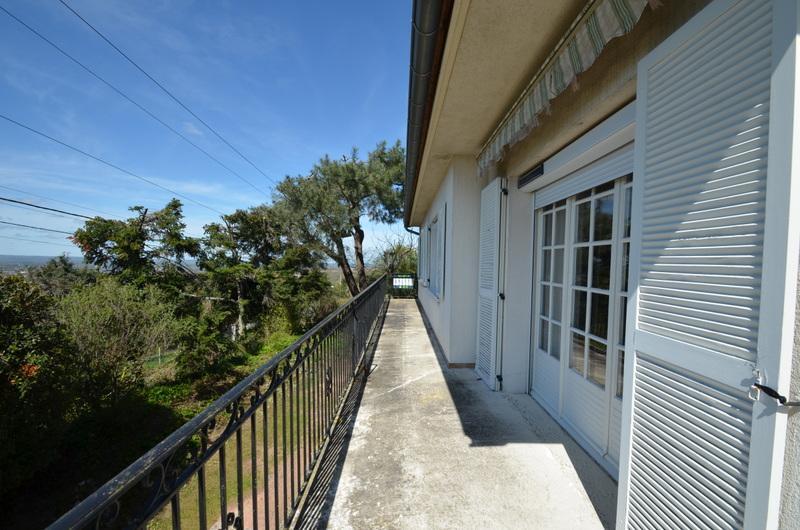 Maison - 176 m² - 7 pièces