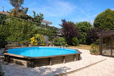 Maison - 210 m² - 7 pièces