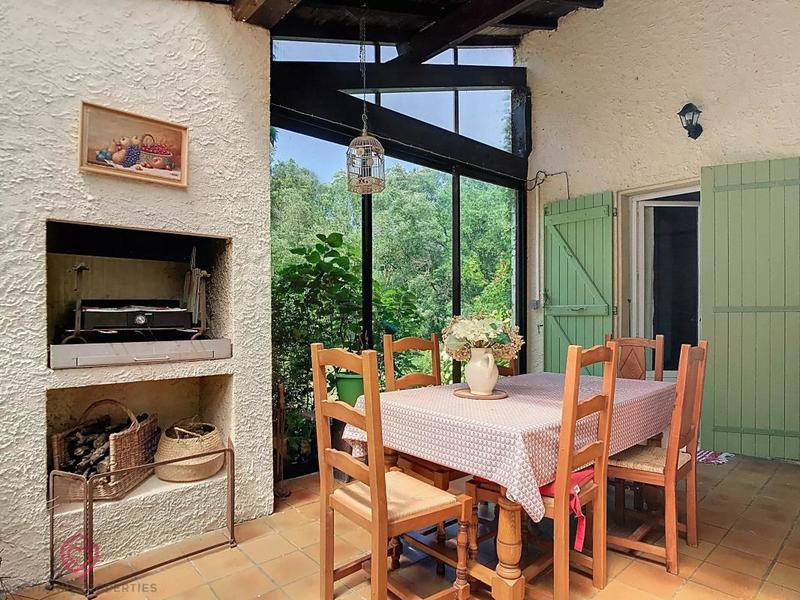 Maison - 145 m² - 7 pièces