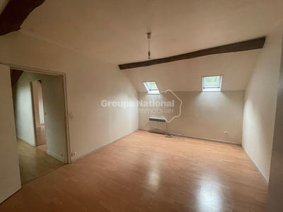 Maison - 222 m² - 9 pièces