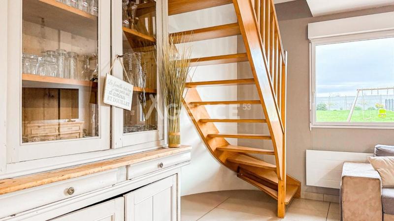 Maison - 115 m² - 4 pièces