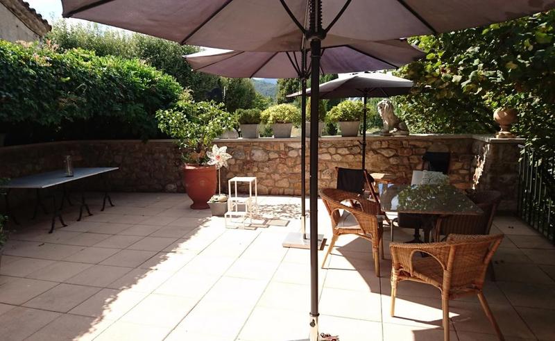 Propriété - 238 m² - 7 pièces