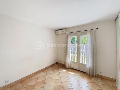 Villa - 96 m² - 5 pièces