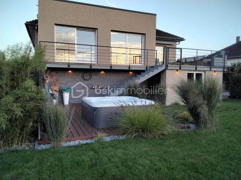 Maison - 135 m² - 5 pièces