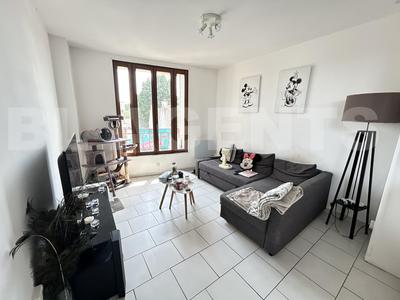Appartement - 79 m² - 4 pièces