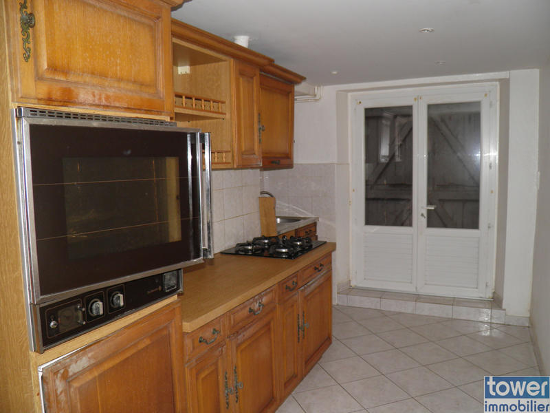 Maison - 240 m² - 7 pièces