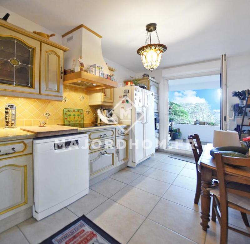 Appartement - 72 m² - 3 pièces