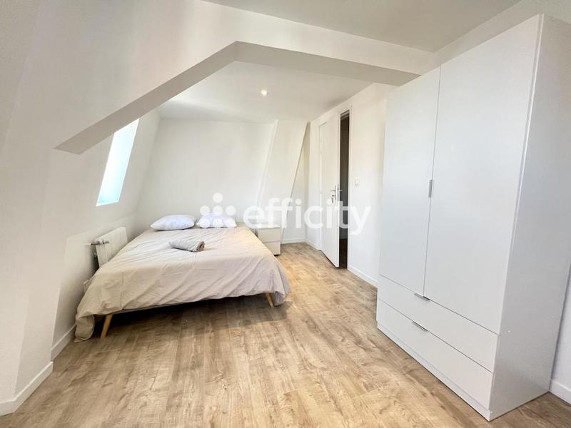 Immeuble - 109 m² - 6 pièces