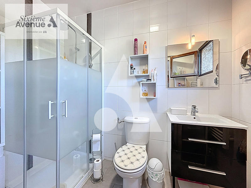 Villa - 145 m² - 6 pièces