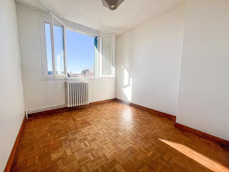 Maison - 77 m² - 5 pièces