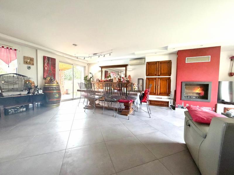 Maison - 127 m² - 5 pièces