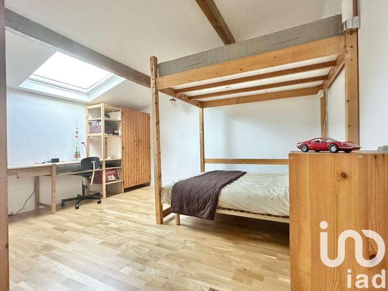 Maison - 195 m² - 6 pièces