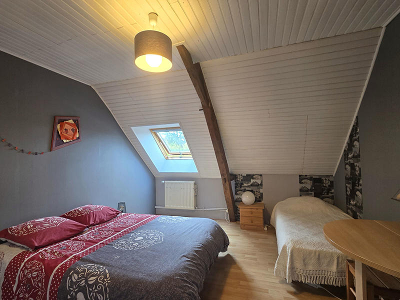 Maison - 194 m² - 9 pièces