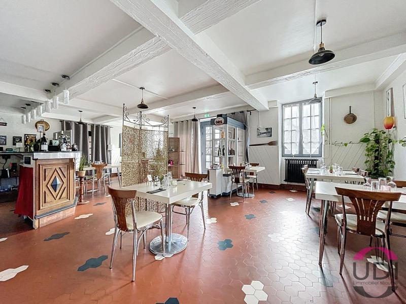 Immeuble - 585 m² - 2 pièces