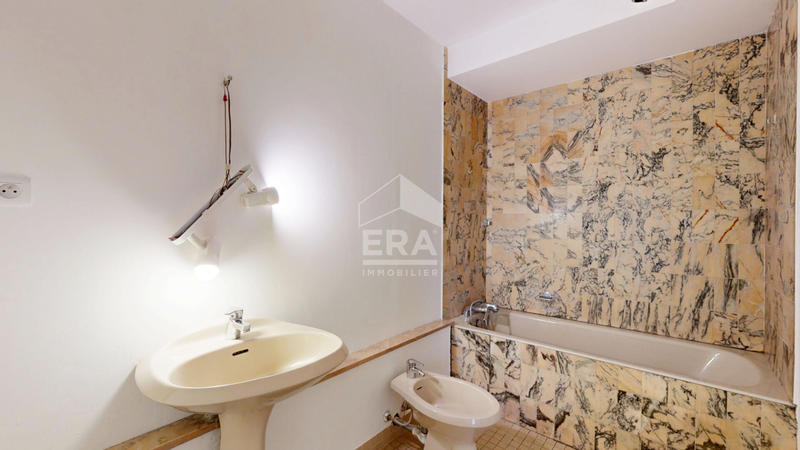 Appartement - 108 m² - 4 pièces